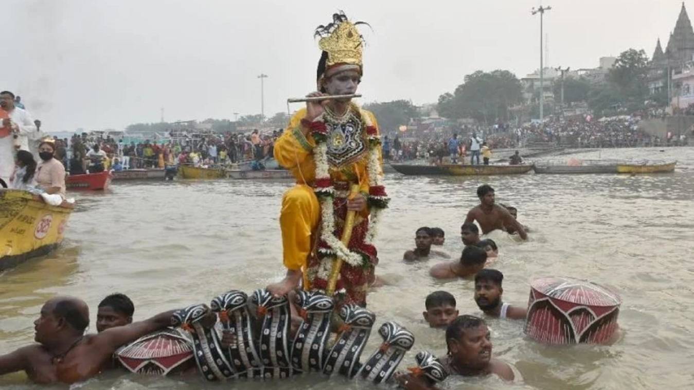 Nag Nathaiya 2021: कल कृष्ण लीला से गूंज उठा काशी नगरी