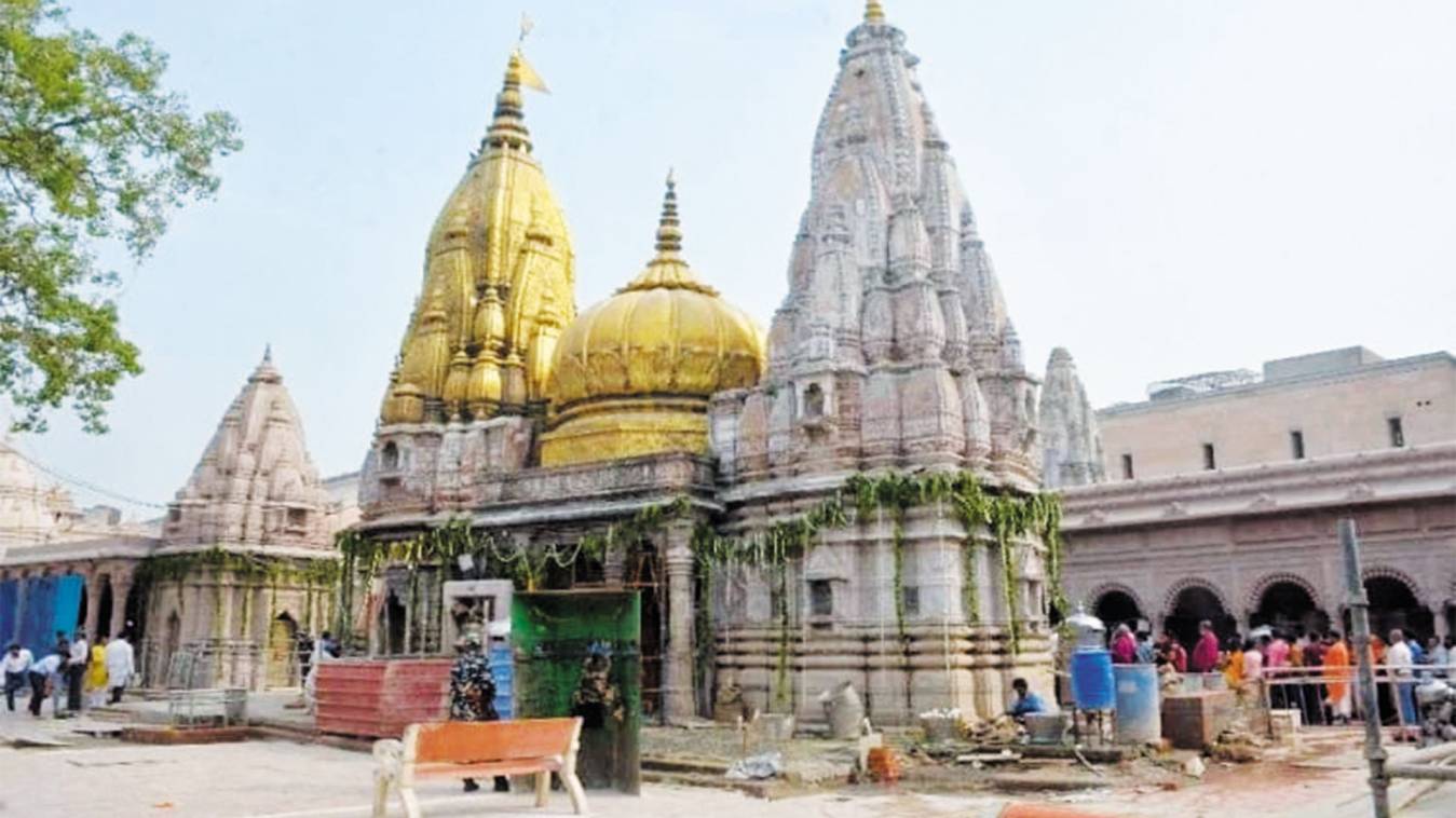 शयन आरती के बाद तीन दिनों के लिए बंद हुआ बाबा का दरबार