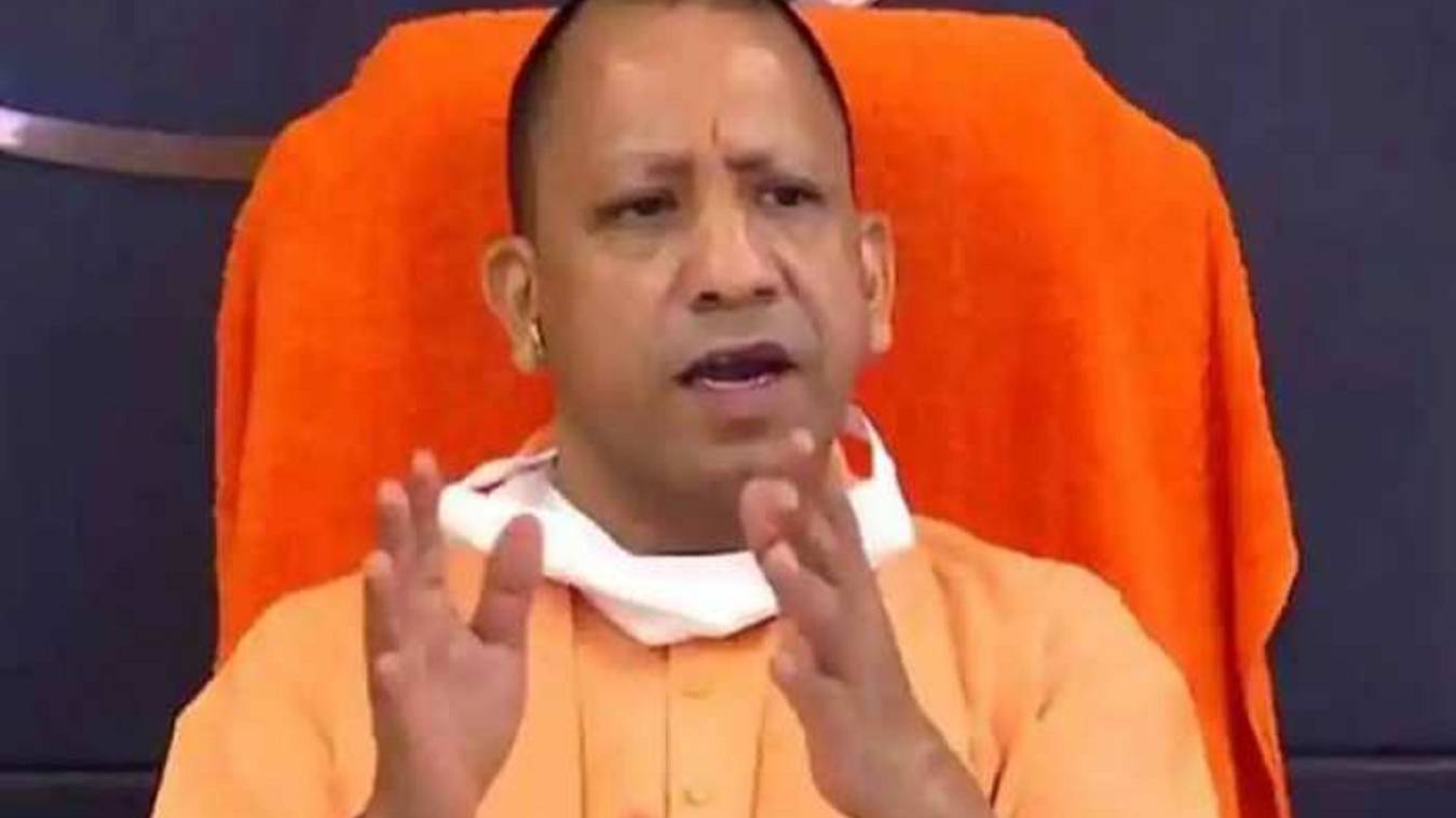 ओमिक्रॉन वेरिएंट को लेकर अलर्ट, सीएम योगी का निर्देश- हर स्तर पर बरतें सावधानी 
