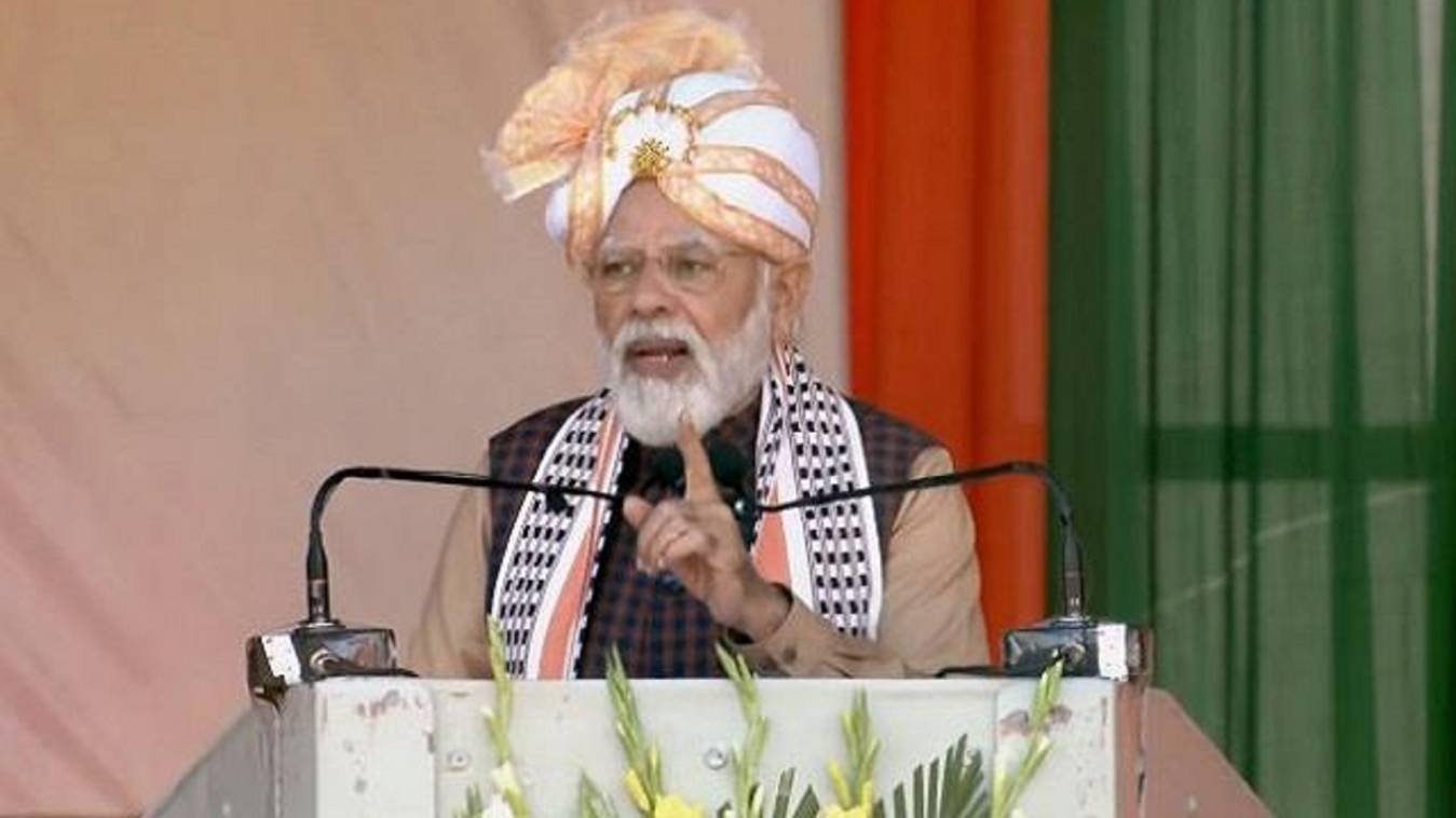 मणिपुर में बोले पीएम मोदी: कुछ लोग सत्ता पाने के लिए मणिपुर को फिर से अस्थिर करना चाहते हैं