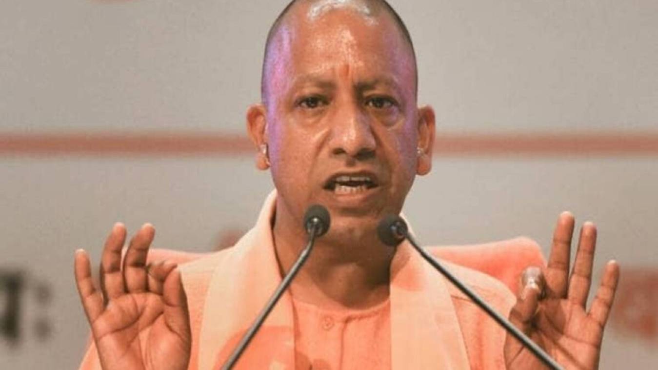 सीएम योगी ने दिए निर्देश, हर दिन तीन से चार लाख सैंपल की हो जांच