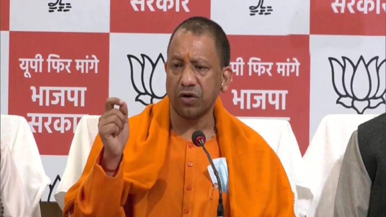सीएम योगी ने पेश किया 5 साल का रिपोर्ट कार्ड, कहा- दो साल में कोरोना महामारी बनी चुनौती