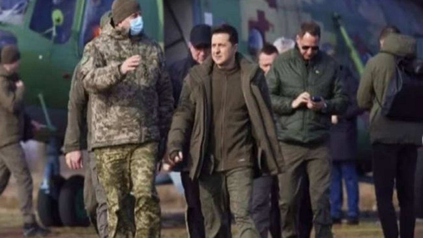 यूक्रेन ने उतारा आम लोगों को  रूस के खिलाफ 