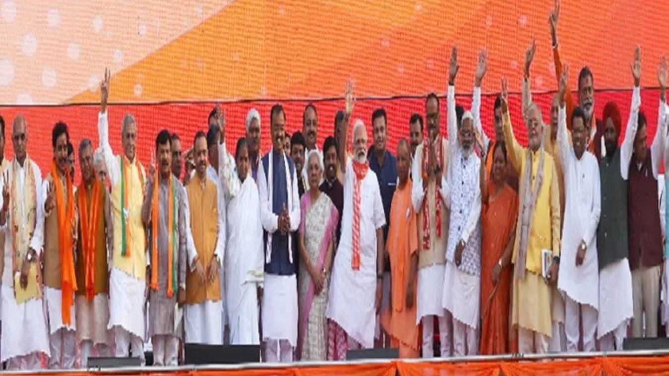 योगी कैबिनेट में इन दिग्गजों का कटा पत्ता, मंत्रिमंडल गठन में संघ व भाजपा संगठन की दिखी झलक