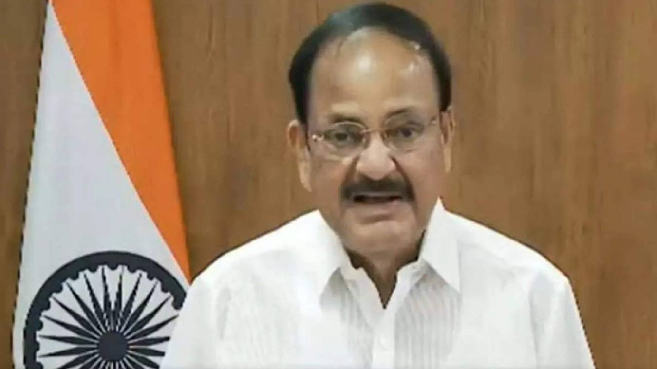 आज वाराणसी आएंगे उप राष्ट्रपति: करेंगे काशी भ्रमण, गंगा आरती होंगे शामिल और करेंगे काशी विश्वनाथ का दर्शन-पूजन