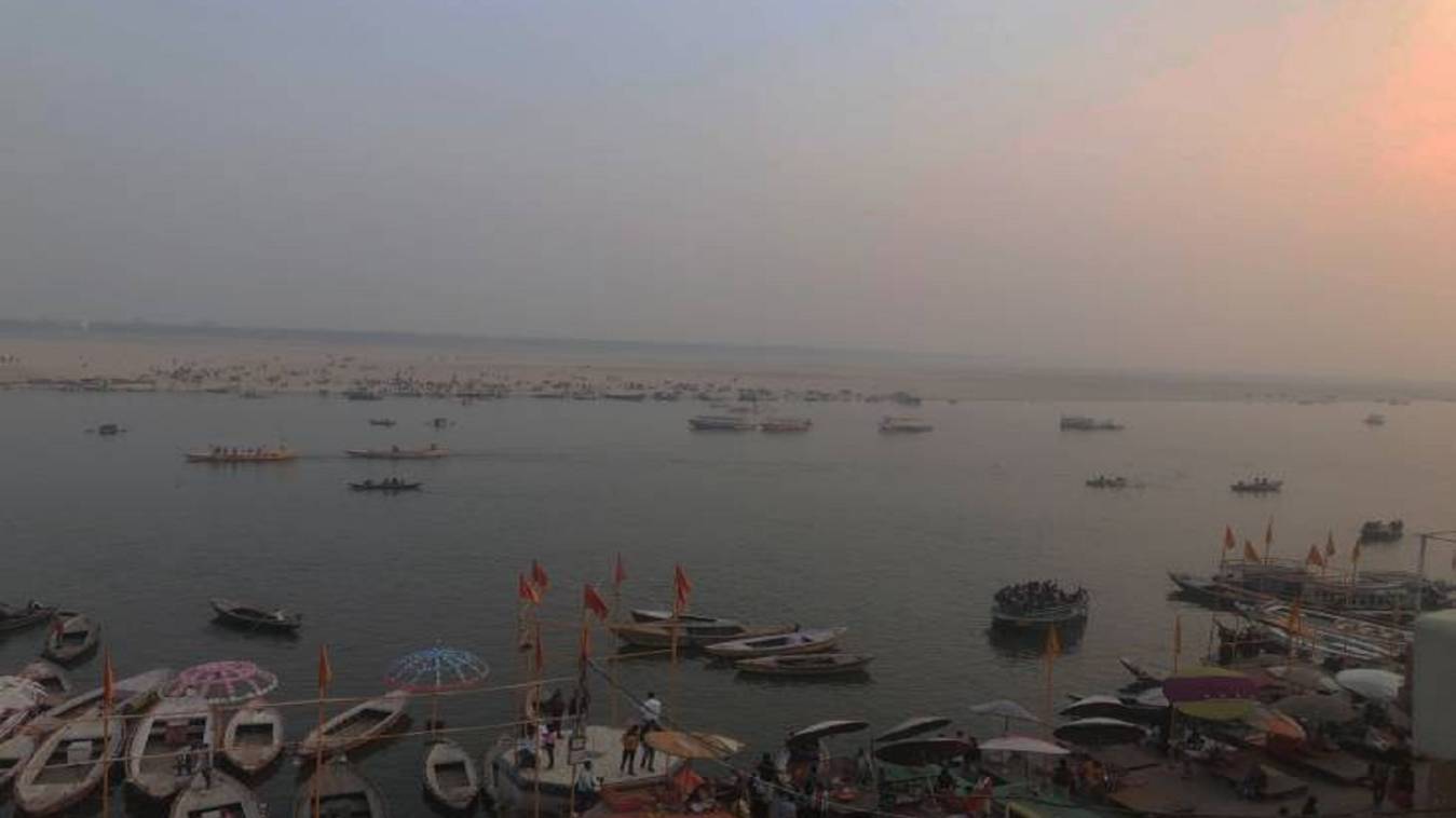 वाराणसी में बन रहे बारिश के आसार, कल गरज-चमक के साथ हो सकती है बारिश 