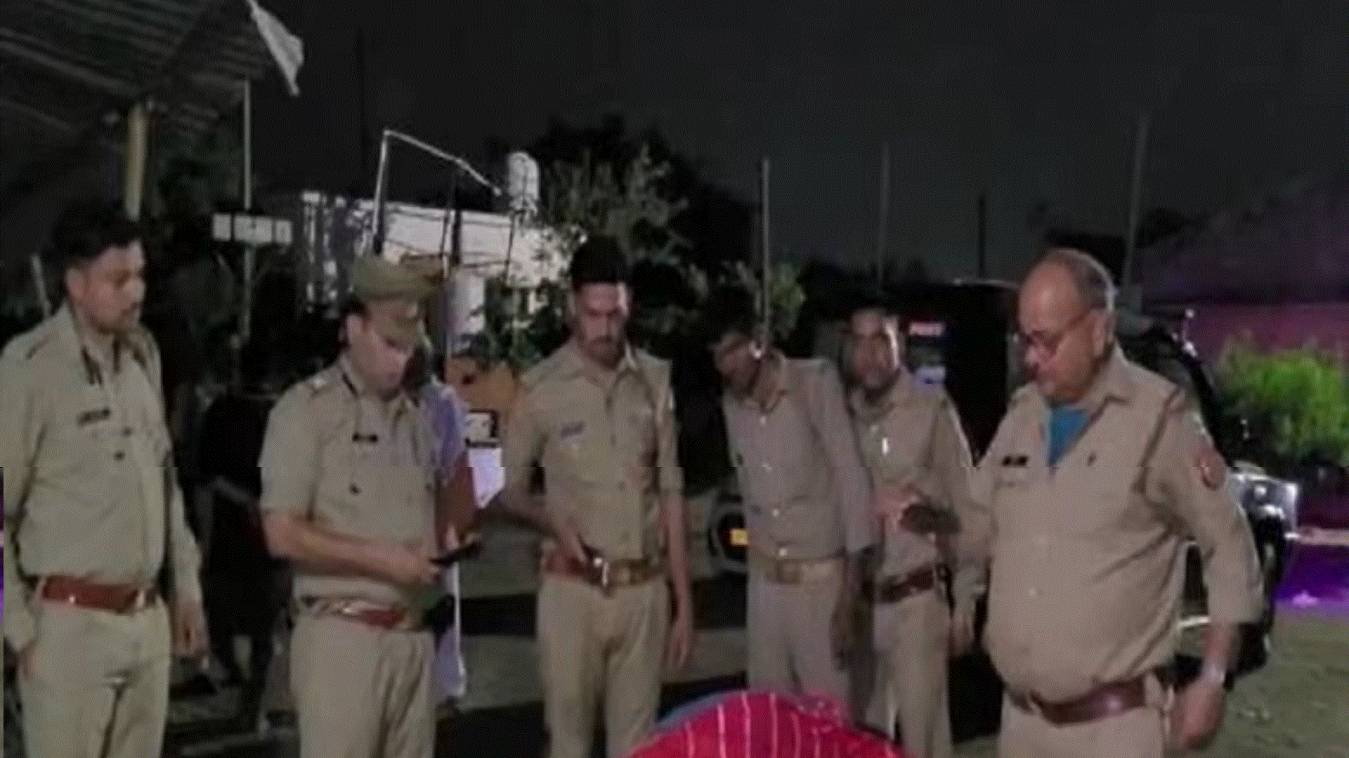 ढाबा संचालक ने ग्राहक की गोली मारकर कर दी हत्या