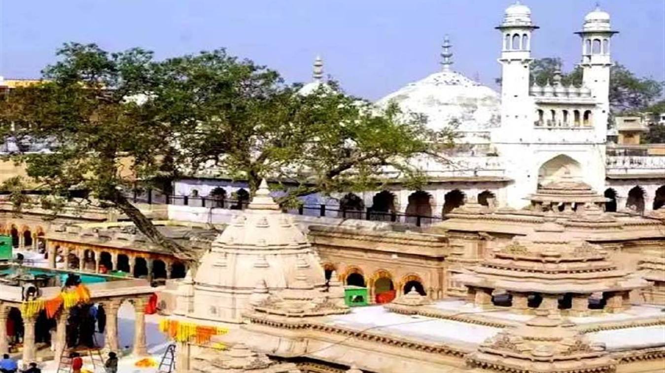 ज्ञानवापी मस्जिद मामले में आज वाराणसी कोर्ट में सुनवाई: अदालत पहुंचे पूर्व महंत, बोले प्राप्‍त शिवलिंग की पूजा के लिए