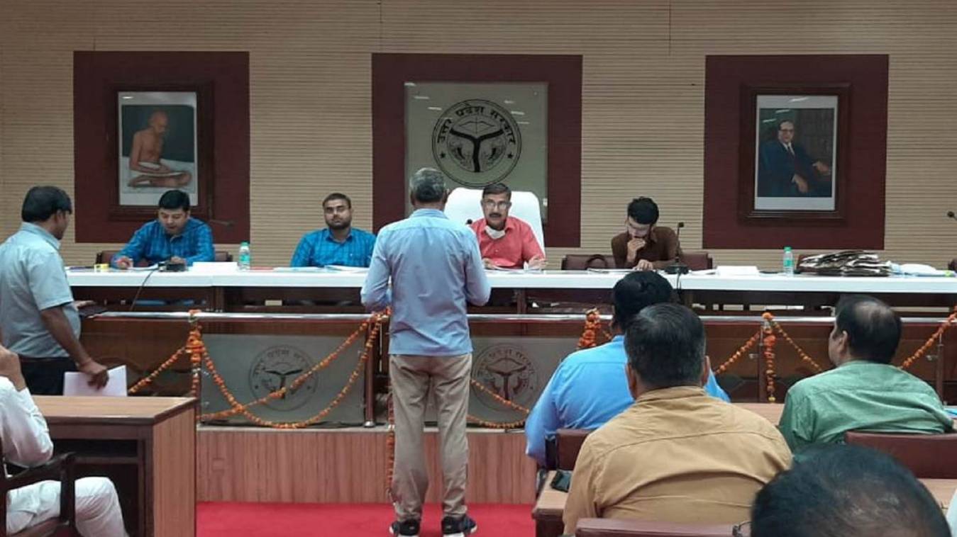 वाराणसी: मुंबई से वाराणसी लौटे यात्री से ऑटो सवार बदमाशों ने की लूट, जांच में जुटी पुलिस