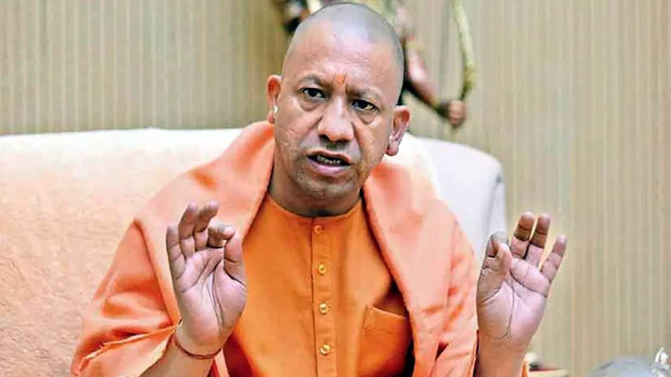 8 सितंबर को दो दिवसीय दौरे पर वाराणसी आएंगे सीएम योगी, अधिकारियों से विकास कार्यों की करेंगे चर्चा 