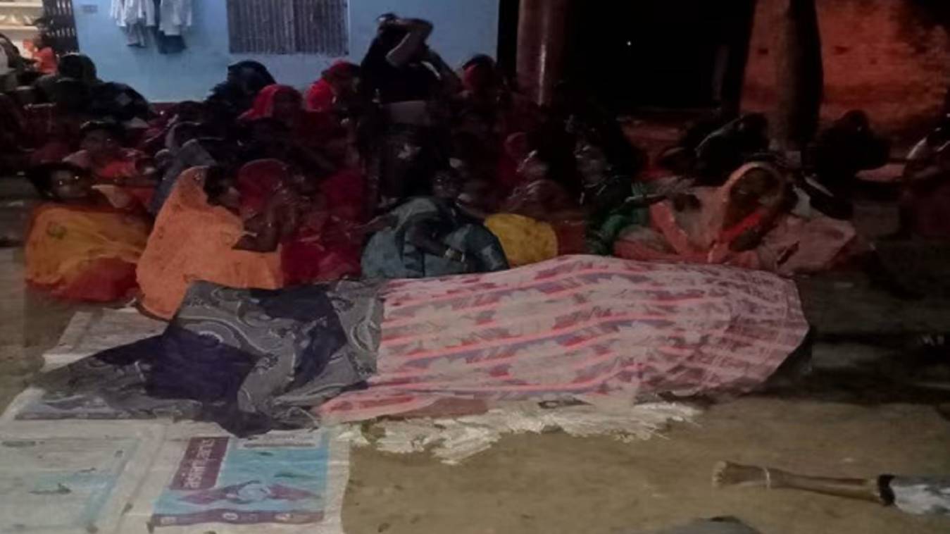 गर्भवती महिला की सांप के काटने से हुई मौत, 36 घंटे से पति का इंतजार कर रही पत्नी की लाश