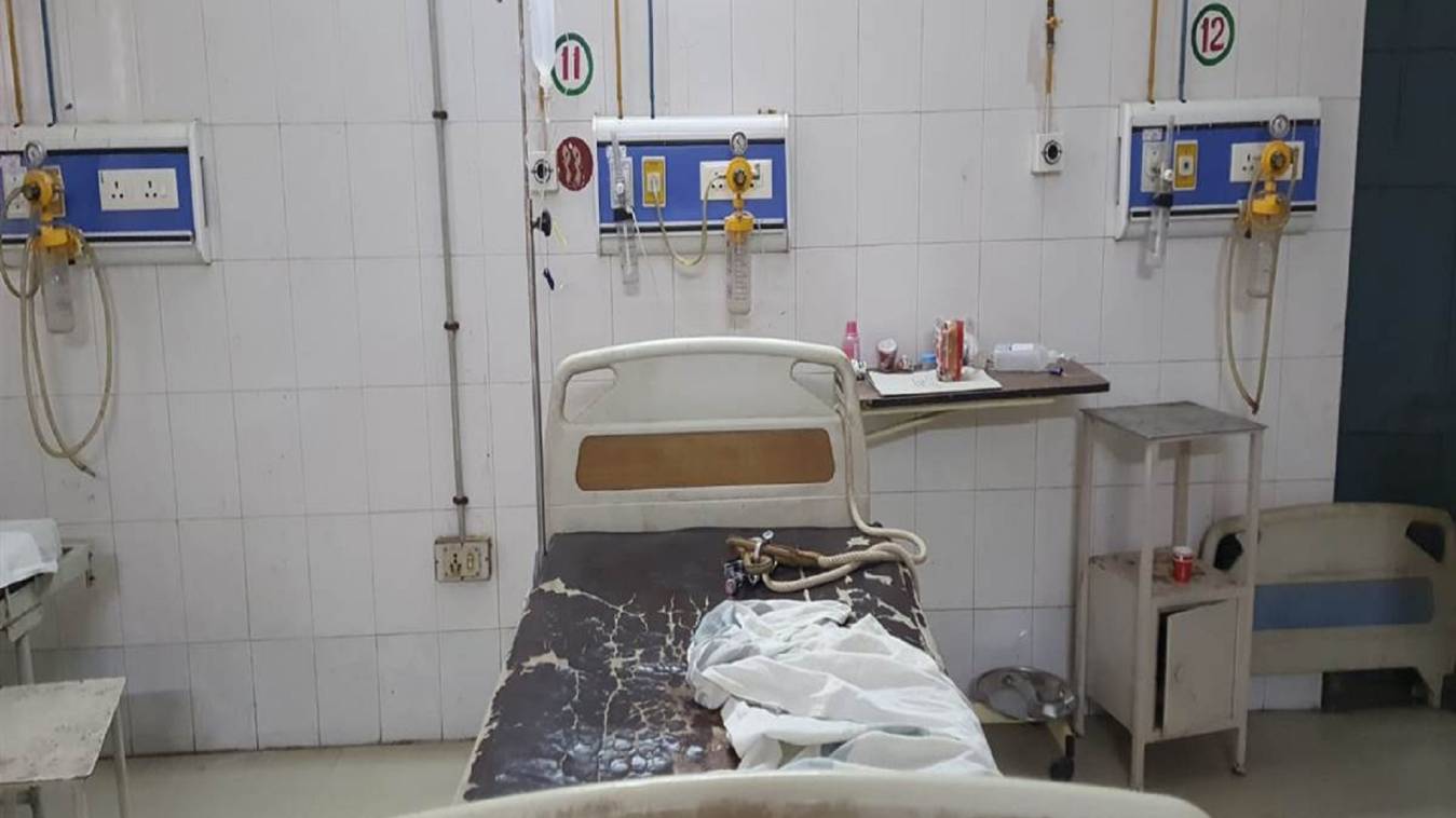 सोनभद्र से टीबी का इलाज कराने आया हत्यारोपित कैदी वाराणसी के हॉस्पिटल से फरार