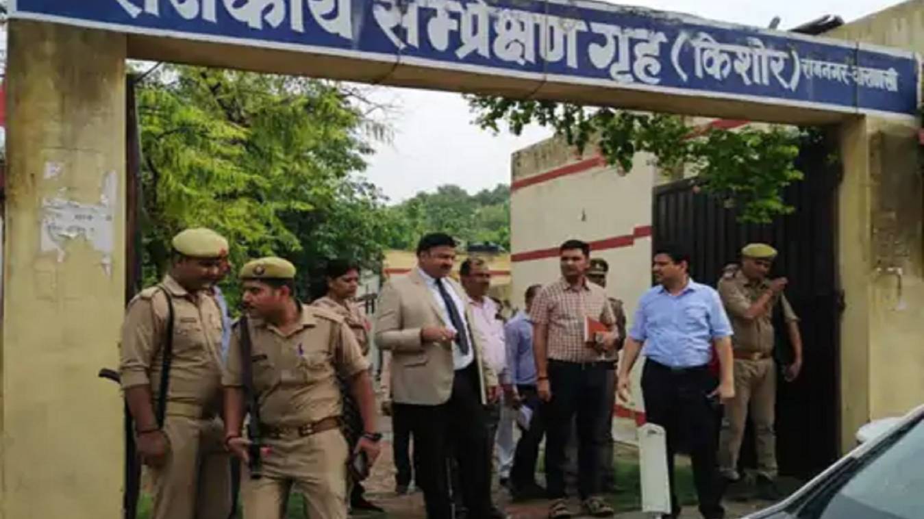 वाराणसी के रामनगर बाल संप्रेक्षण गृह से किशोर फरार, CCTV खंगाल रही पुलिस