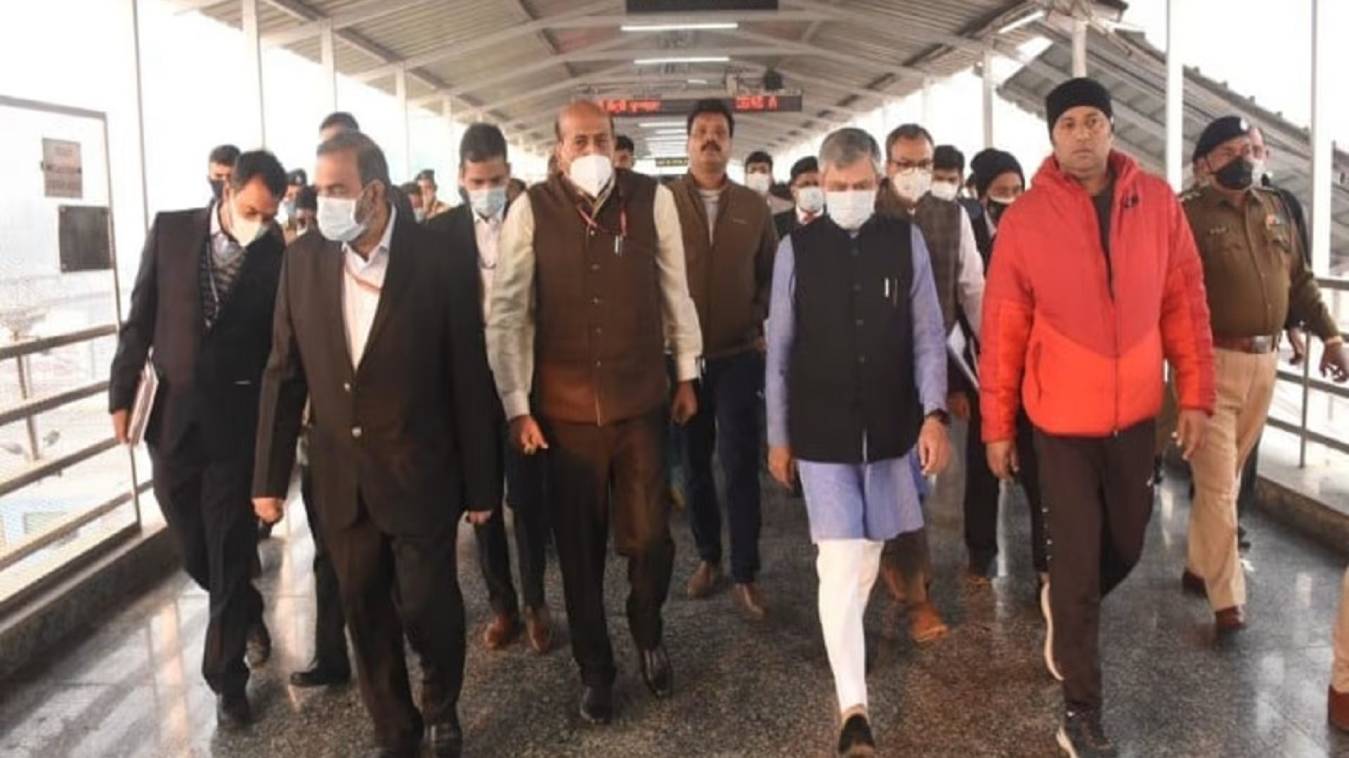 कल बनारस आ सकते हैं केंद्रीय रेल मंत्री, विकास कार्यों का करेंगे निरीक्षण