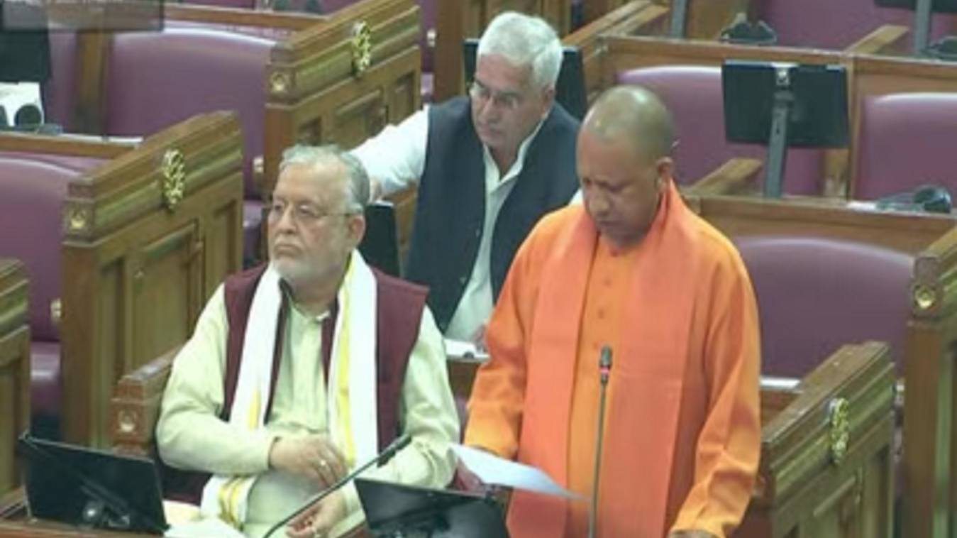 योगी सरकार ने पेश किया 33 हजार 769 करोड़ का अनुपूरक बजट, मंगलवार को होगी चर्चा