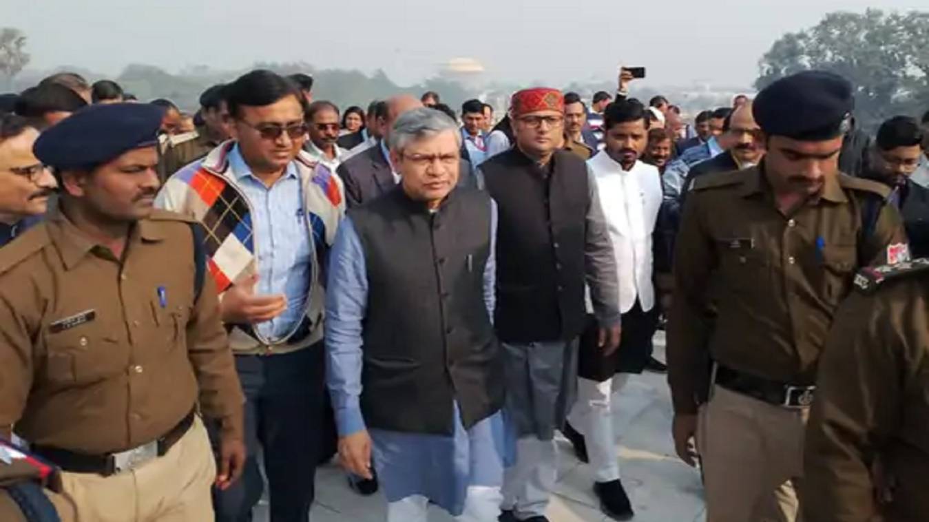 रेल मंत्री वाराणसी जंक्शन पर बोले- काशी-तमिल संगमम् के लिए चलाई जाएगी ट्रेन 