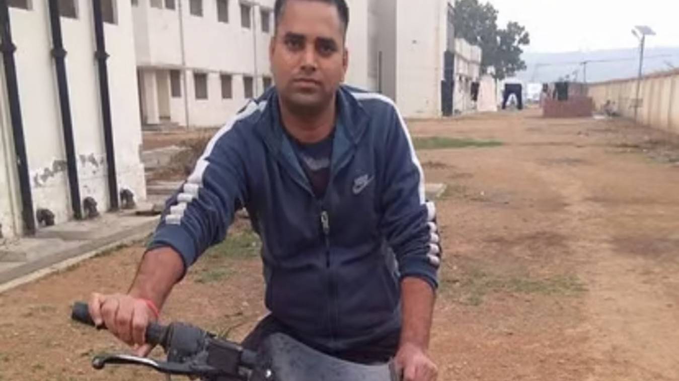 अज्ञात वाहन की चपेट में आने से सिपाही की मौत