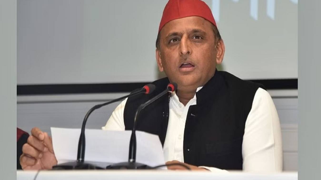 सपा ने राष्ट्रीय कार्यकारिणी नई टीम की घोषित, शिवपाल और स्वामी प्रसाद सहित 14 लोग बनाए गए राष्ट्रीय महासचिव