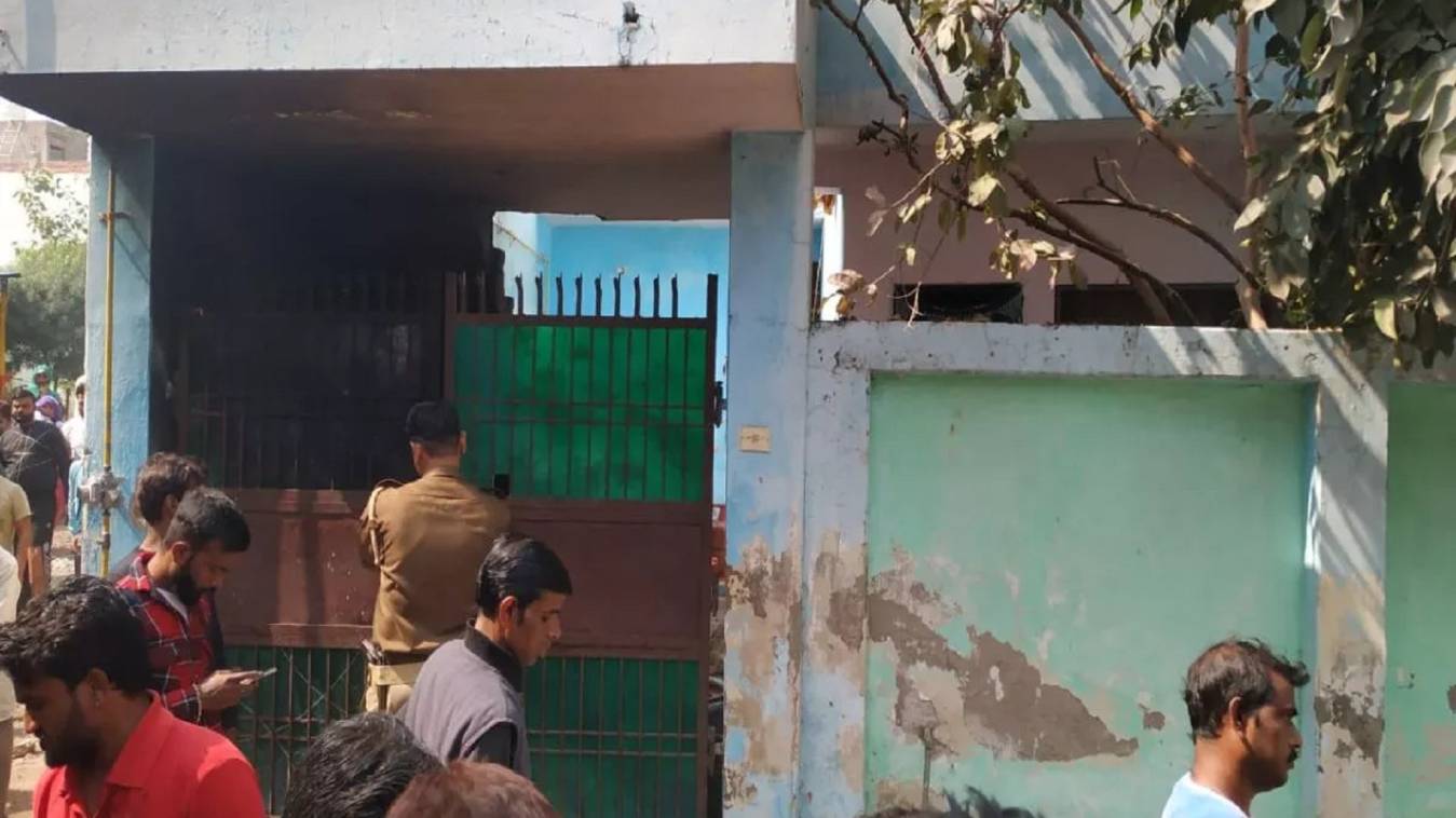 लग्न समारोह में खाना बनाते समय गैस सिलेंडर में लगी आग, दो महिलाएं जिंदा जलीं