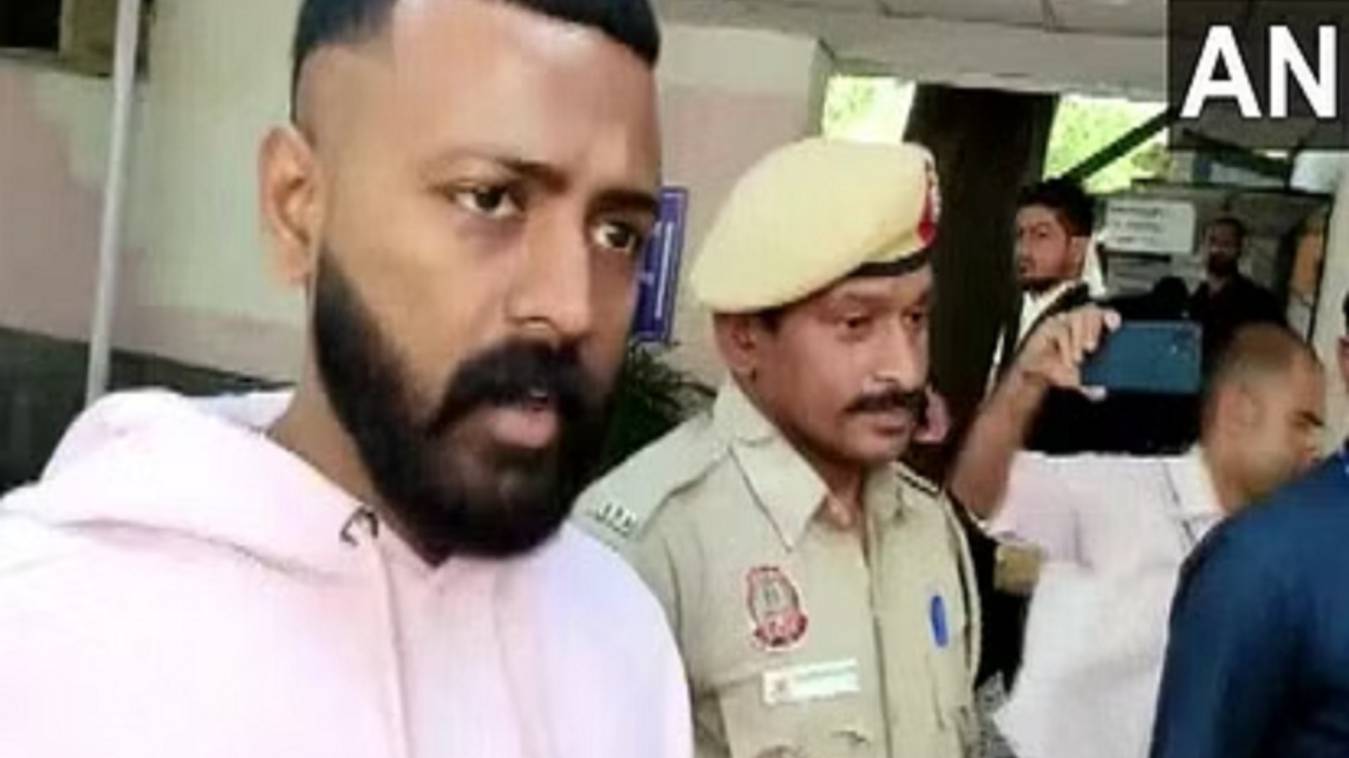 मनी लॉन्ड्रिंग के आरोपी सुकेश चंद्रशेखर का बड़ा दावा, कहा- अब अगला नंबर केजरीवाल का