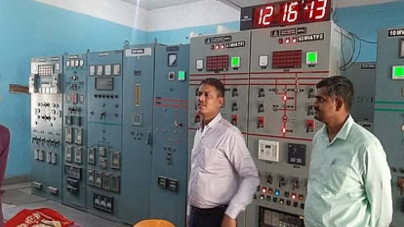 Varanasi: प्रशासन ने जारी किया बिजली उपकेंद्रों का नंबर 