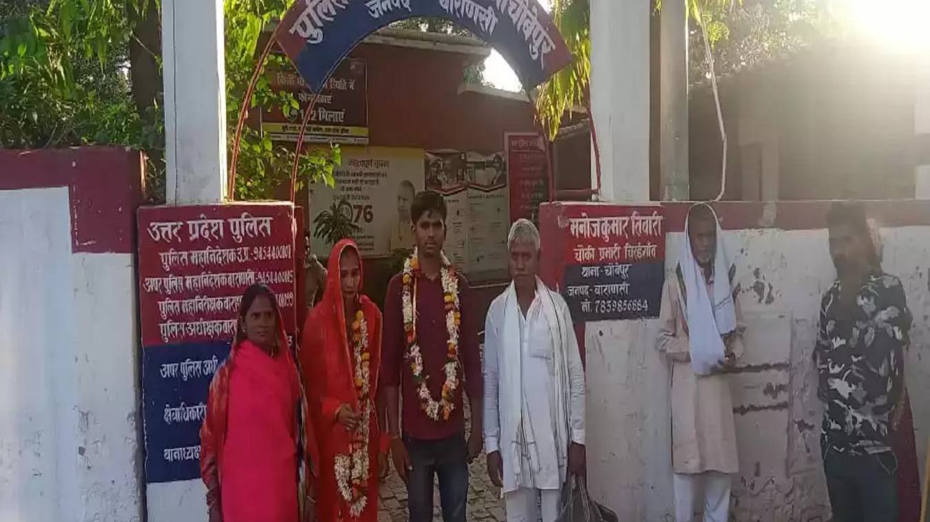 Instagram की दोस्ती प्यार में बदली, फिर कोर्ट मैरिज कर मंदिर में रचाई शादी