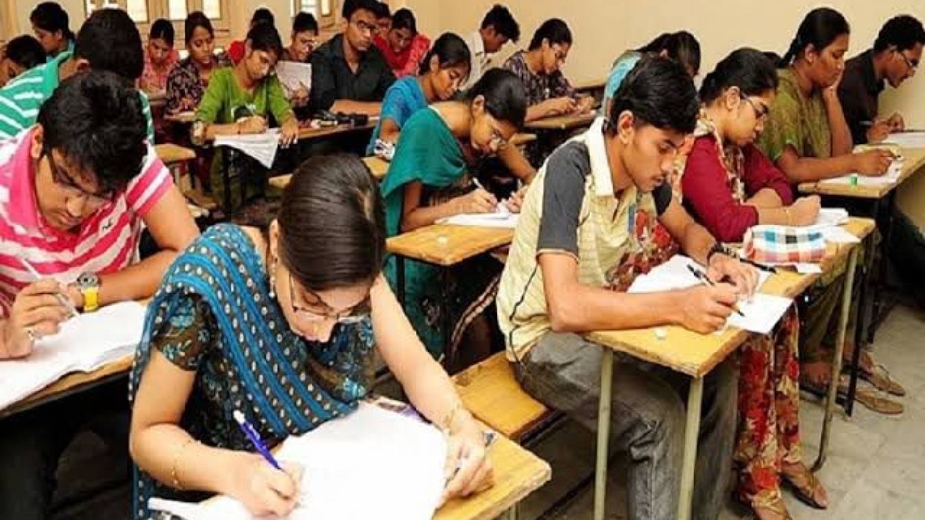 यूपी बोर्ड परीक्षा की बढ़ी चौंकसी