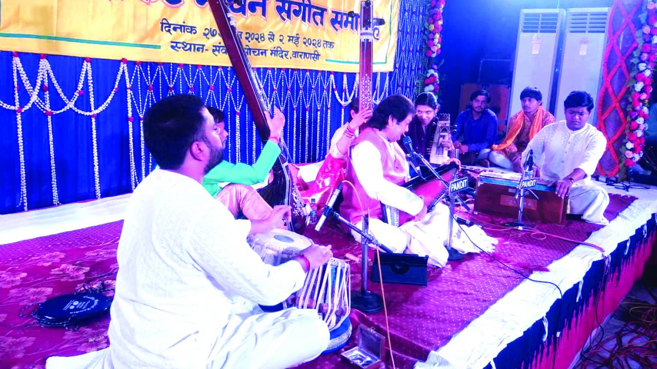 सुर-लय-ताल से यादगार बनी संगीत समारोह की अंतिम निशा