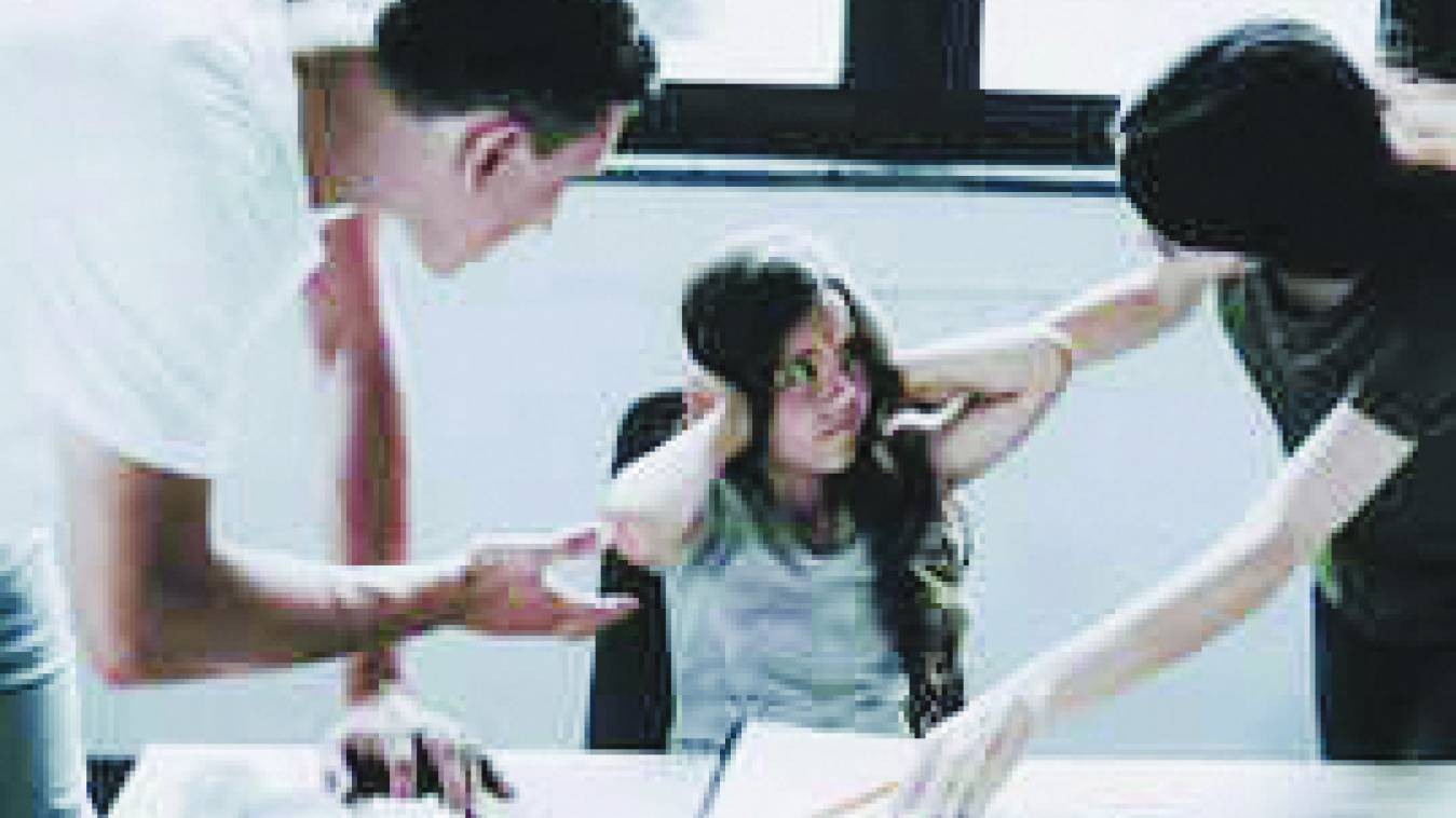 अंकों के फेर में उलझी बच्चों संग अभिभावकों की जिंदगी! 