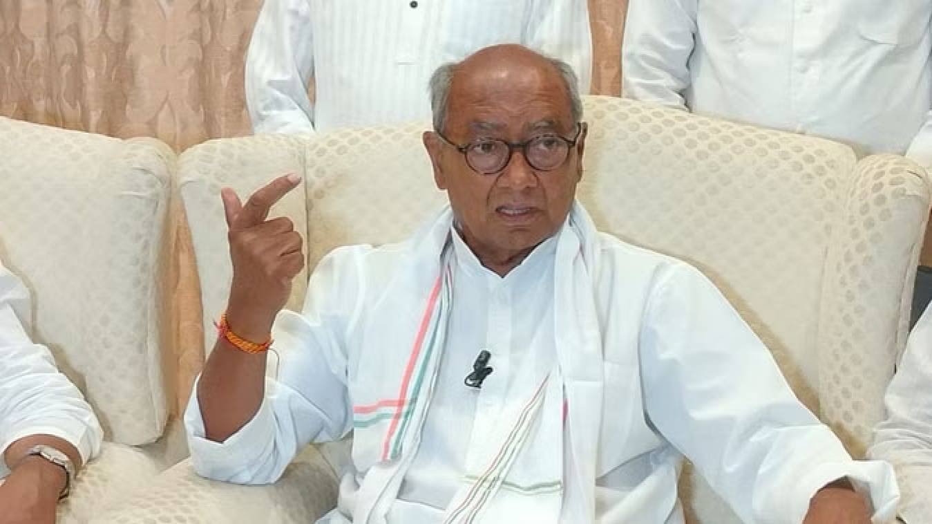  मोदी ने झूठ बोलने का बनाया रिकॉर्ड: दिग्विजय सिंह  