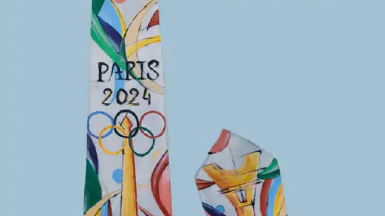 काशी की बेटी ने ब्रोकेड सिल्क से तैयार की 'ओलिंपिक-टाई': बिना मशीन के तैयार हो रही UP के खिलाड़ियों के लिए 6 टाई