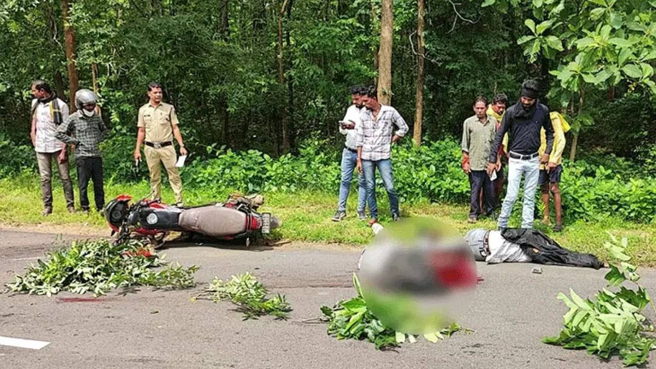 बहन को लेने गए भाइयों की मौत, अज्ञात वाहन ने बाइक सवारों को कुचला