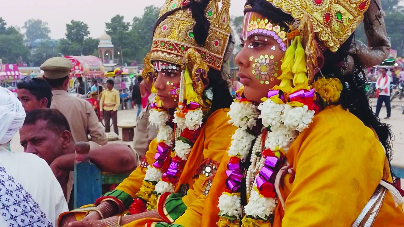 नाथ न रथ नहि तन पद त्राना, केहि विधि जितब बीर बलवाना 