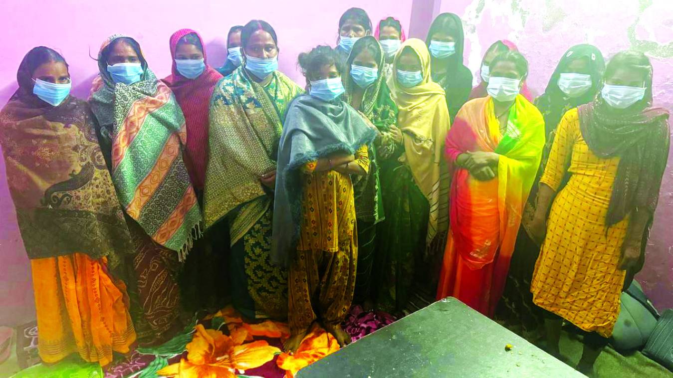 डोमरी कथा स्थल से पकड़ी गई 15 लुटेरी महिलाएं 