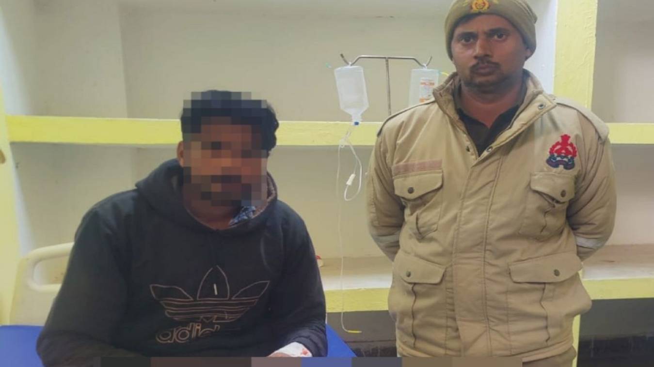  पुलिस मुठभेड़ में पकड़ा गया गो तस्कर, एक के पैर में लगी गोली, दूसरा साथी फरार