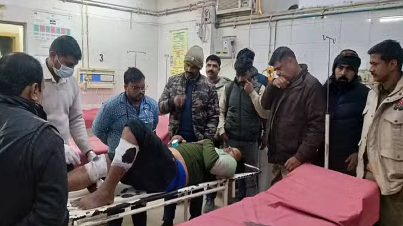 जाैनपुर में पुलिस मुठभेड़ में 25 हजार का इनामी अपराधी गिरफ्तार, दो बदमाश फरार