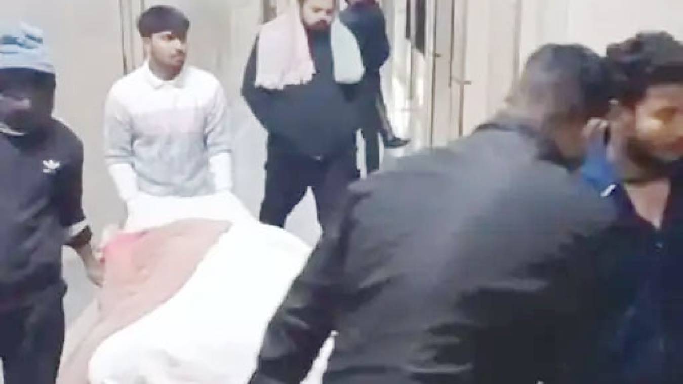 घर में घुसकर युवक की  हत्या,आरोपियों ने की 6 राउंड फायरिंग