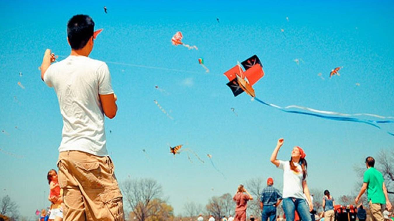 पतंगबाजो पर ड्रोन करेगी निगरानी, चाइनीज मांझे से पतंग उड़ाते पकड़े गए नाबालिग, तो पेरेंट्स पर होगी कार्यवाही 