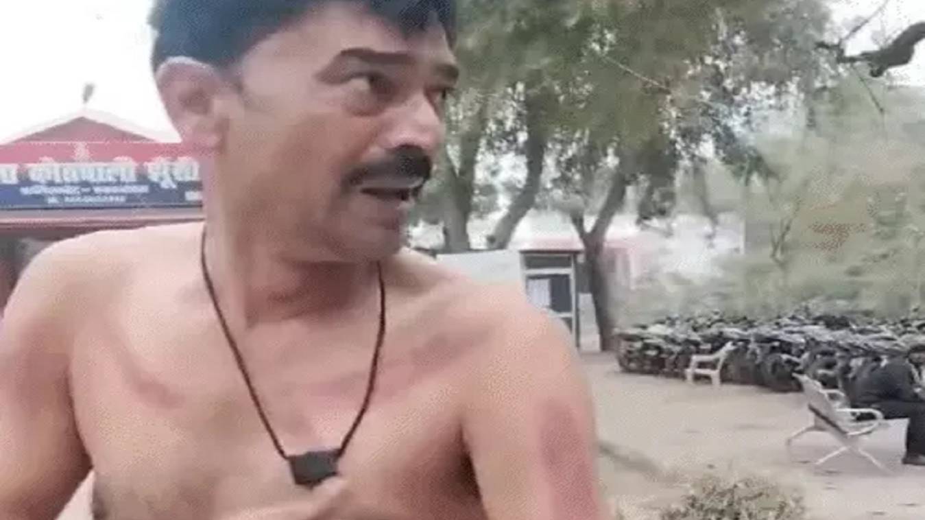 भाजपा नेता को पुलिस ने थाने में बंद करके पीटा, 3 दरोगा सस्पेंड