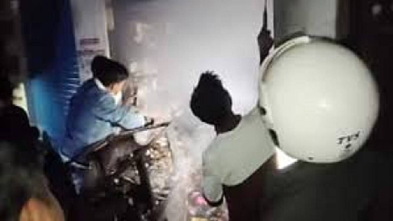 शॉर्ट सर्किट से जनरल स्टोर की दुकान में लगी आग, सामान जलकर खाक 