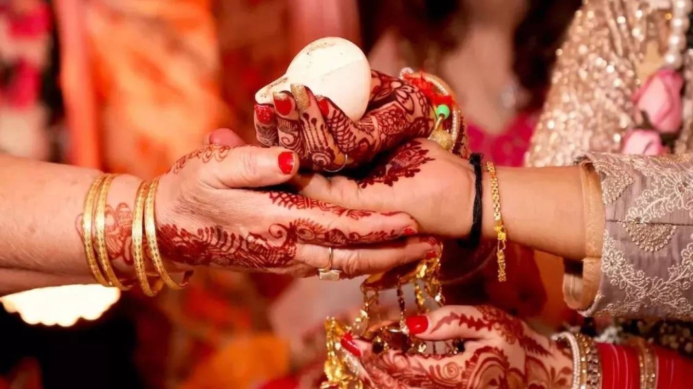 सूर्य का मेष में प्रवेश, खरमास खत्म, अब गूंजेगी शादी की शहनाई, जानिए विवाह के शुभ मुहूर्त