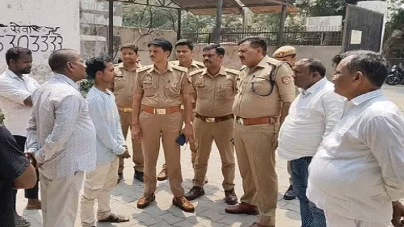 अयोध्या में किशोरी ने की आत्महत्या, जाने सुसाइड नोट में किसको बताया जिम्मेदार, इतने लोगों पर दर्ज हुआ केस 