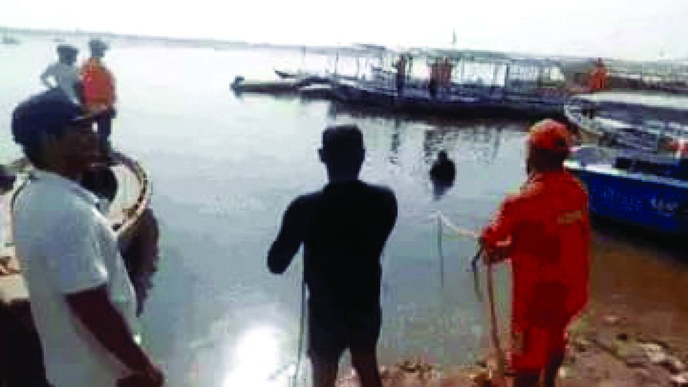 नहीं थम रहा गंगा में डूबने का सिलसिला