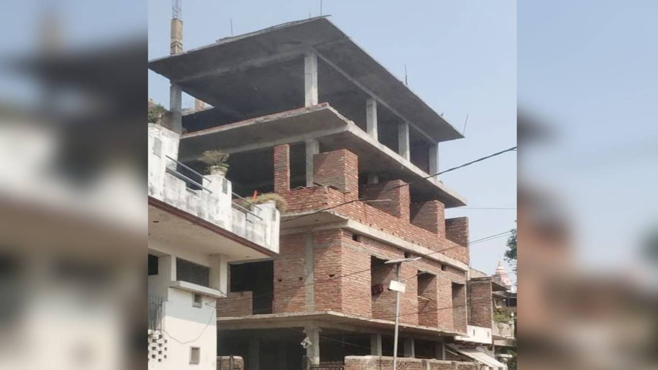 भ्रष्ट जोनल अफसर ने किया गंगा तट को भी नीलाम !