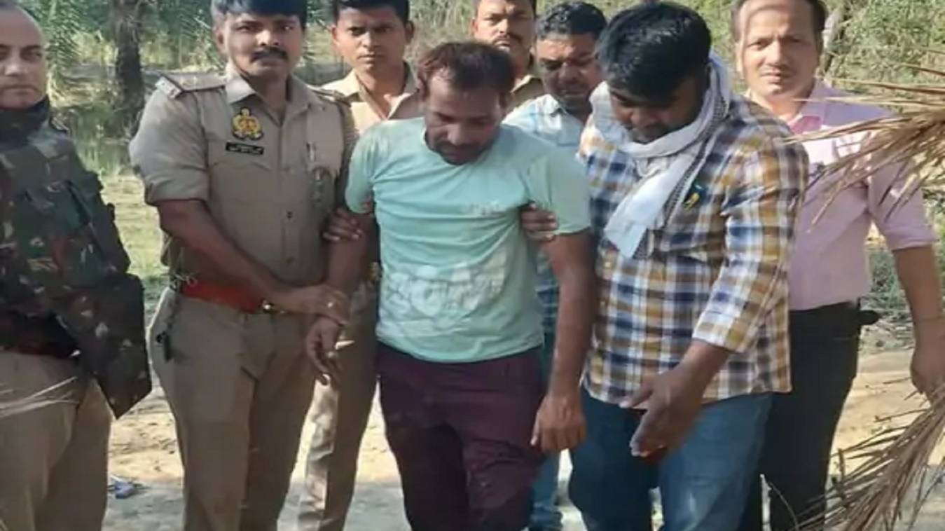  Varanasi: मवेशी लदे ट्रक का पीछा करने पर पुलिस से मुठभेड़, एक तस्कर के पैर में लगी गोली, साथी फरार…