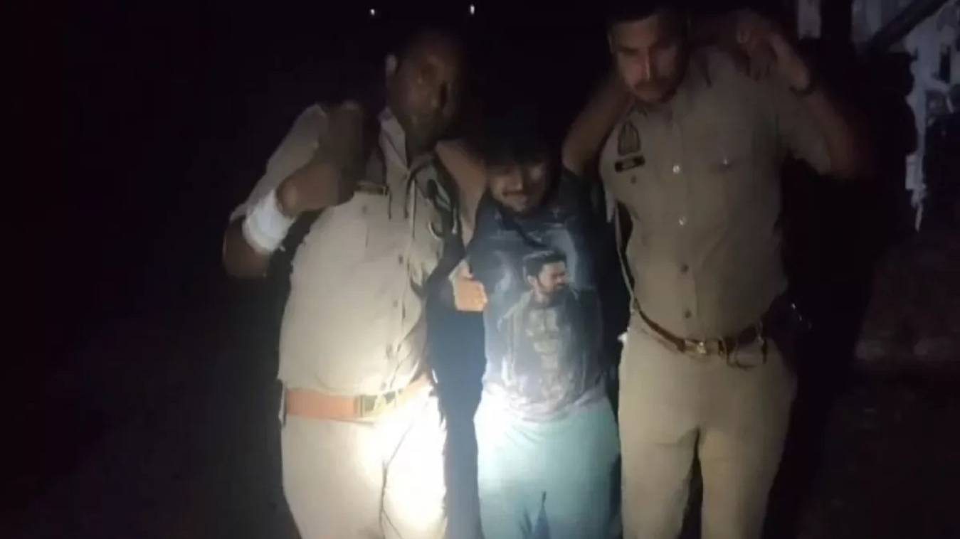 वाराणसी में छात्रा का हत्यारोपित पुलिस मुठभेड़ में गिरफ़्तार, पैर में लगी गोली, 28 घंटे में एक्शन; जानें- क्यों की थी हत्या