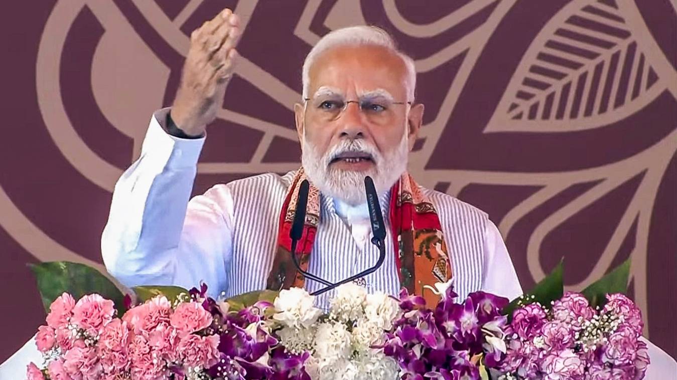 अगले महीने काशी आ सकते हैं पीएम मोदी, जनसभा स्थल की तलाश शुरू