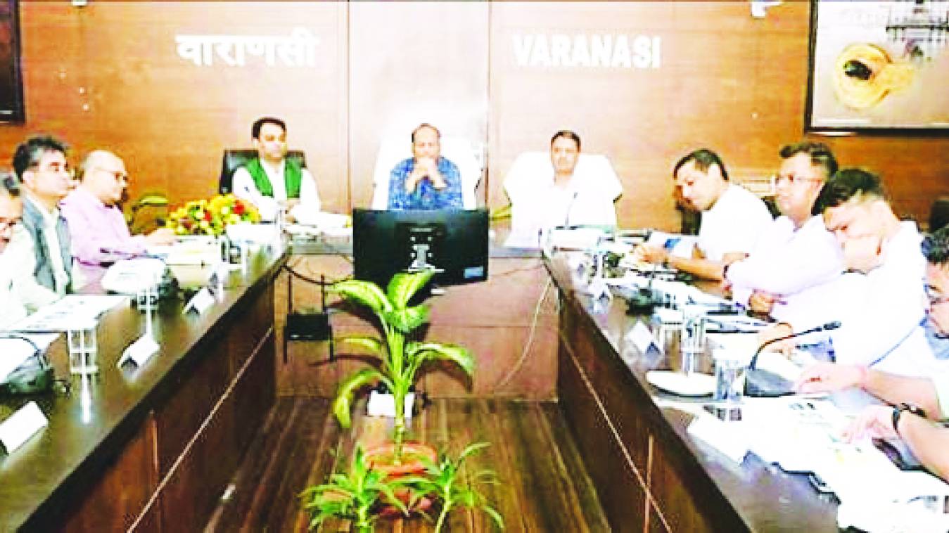 वाराणसी व इंदौर नगर निगम के मध्य होगा अनुबंध