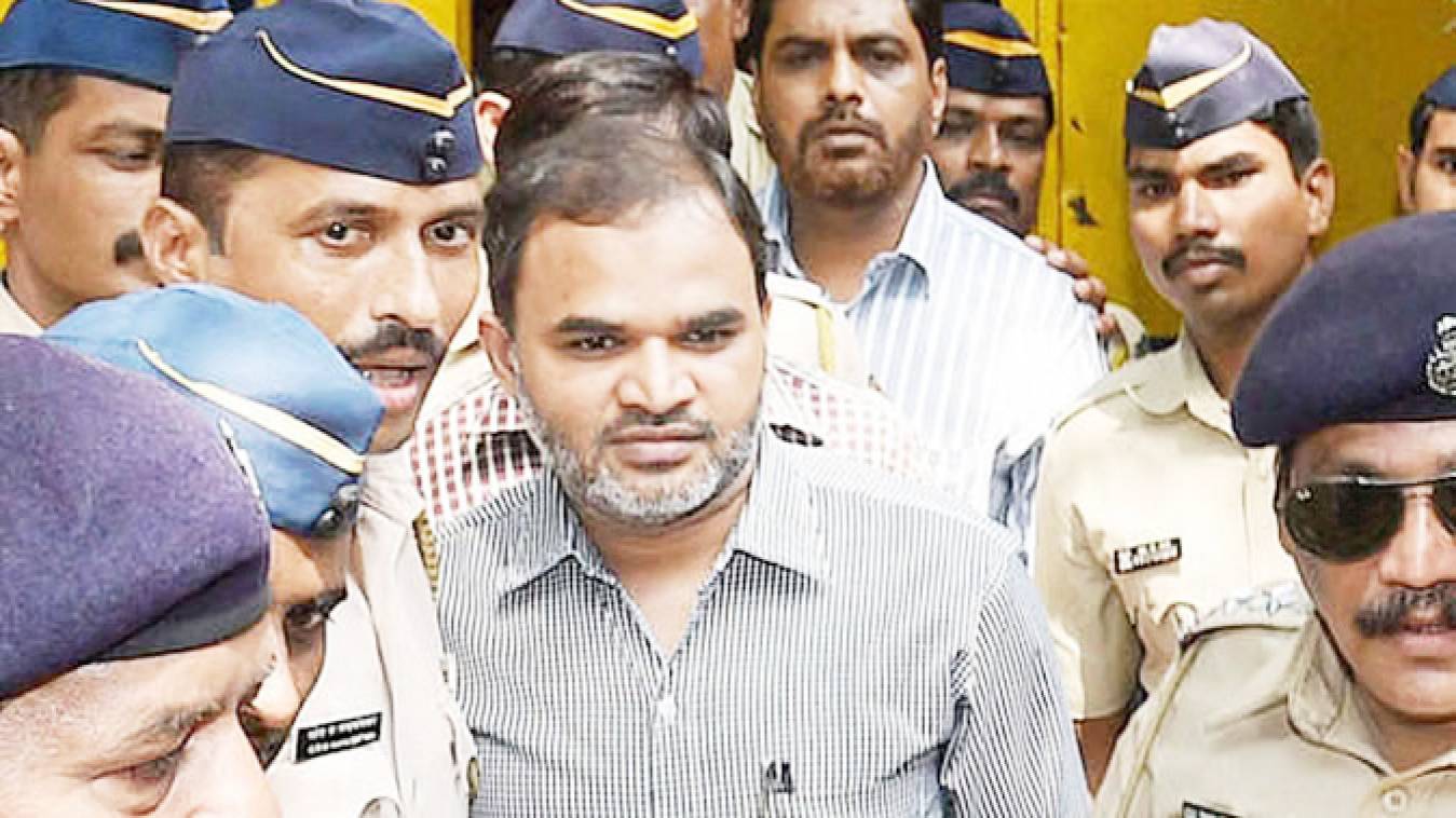  मुंबई बम धमाके में 19 साल बाद रिहा हुआ एहतेशाम,  पढ़ाई के दौरान किया गया था गिरफ्तार