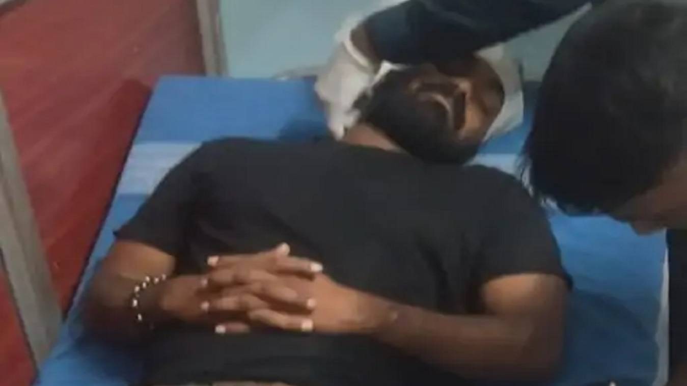 काशी लौटते कांवरियों की बाइक दुर्घटनाग्रस्त, चार घायल; प्राथमिक उपचार के बाद ट्रामा सेंटर रेफर